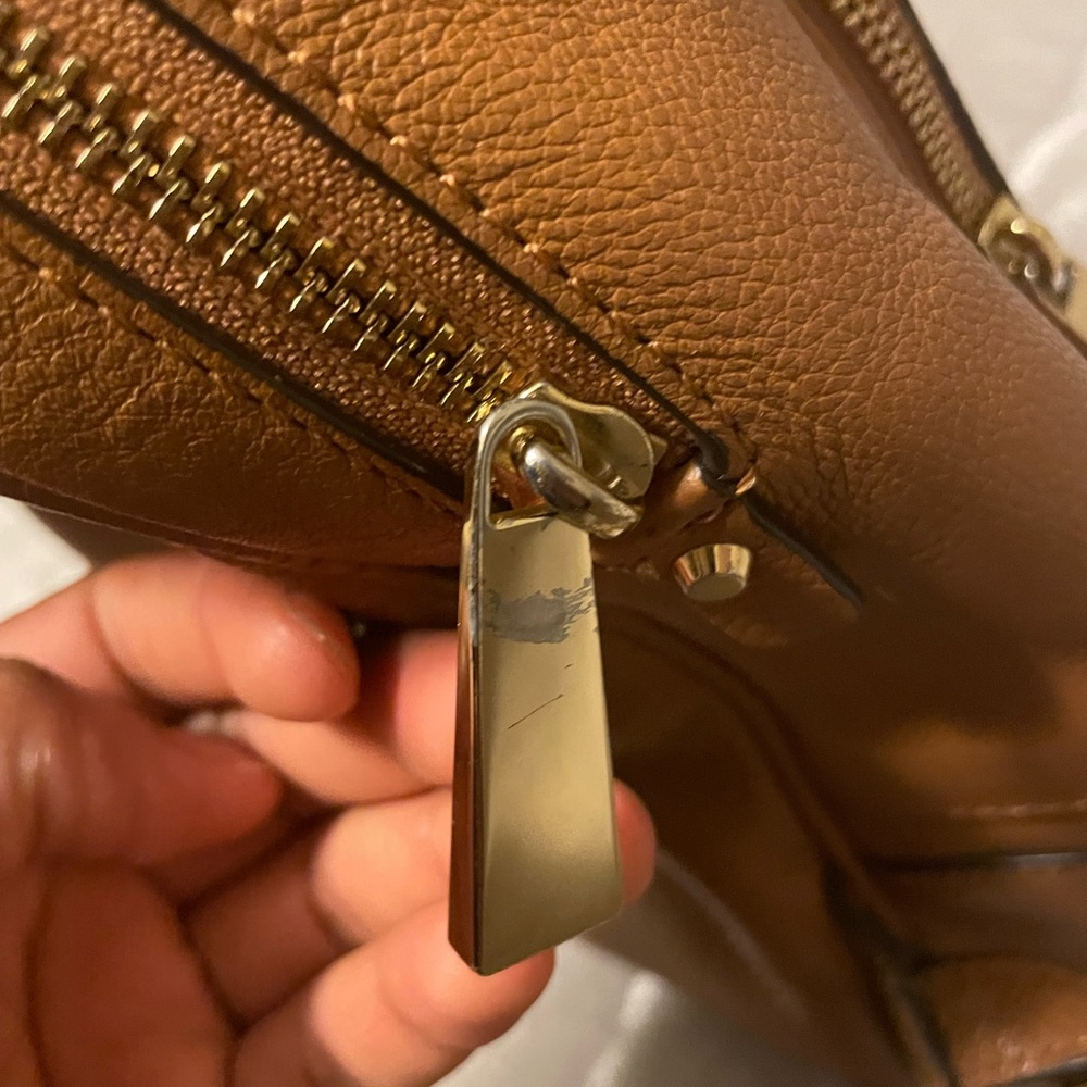 Michael Kors Rhea Medium Leather backpack - Picture 4 of 6